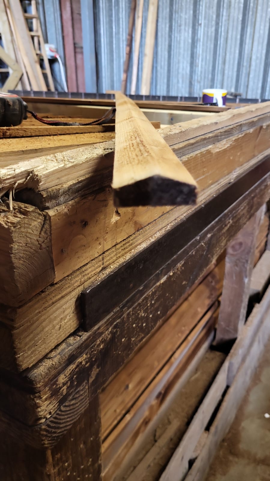 Fence Panel Capping Rail